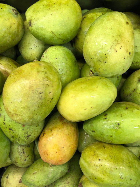 MANGO GREEN - 1lb | (2-3 pcs approx.) - apniroots Grocery